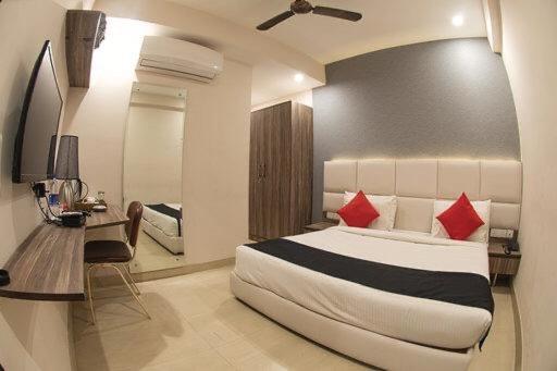 Mavens Inn คูร์เคาน์ ภายนอก รูปภาพ